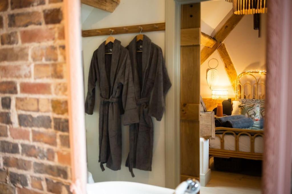 布里奇诺斯The Cart House - Beautiful Contemporary Barn - Hot Tub公寓 外观 照片